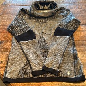 Stylish Gray and Black Women's Sweater